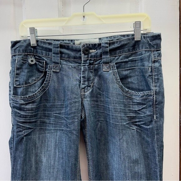 Maurices wide leg flare jeans women's 5 6 with a length measuring 32.5 long tall - Picture 2 of 6